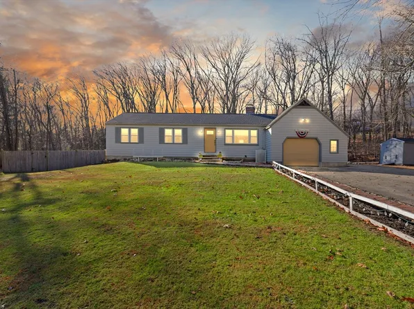 55 Thomas Dr, Chelmsford, MA 01824