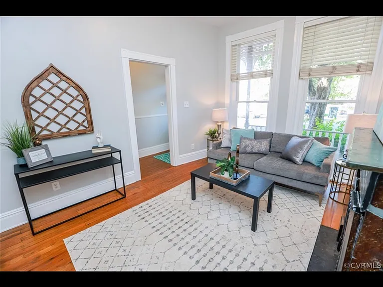15 S Morris St — Photo 4