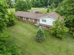 145 Peartree Ln, Hawesville, KY 42348