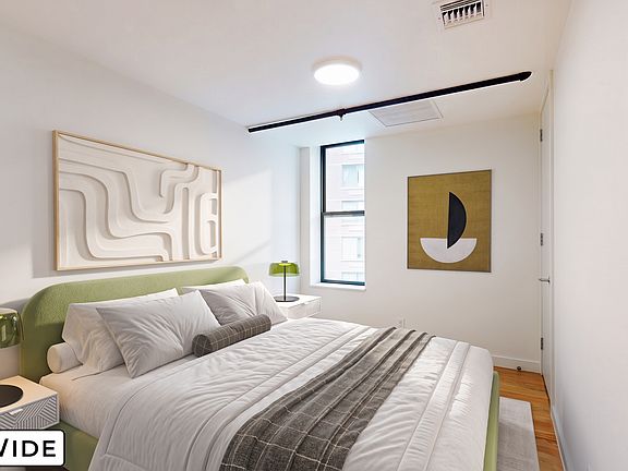 4th image of 83 Warren St APT 3