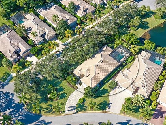 3rd image of 292 Turquoise Ln