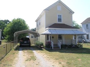 910 Rapids St, Roanoke Rapids, NC 27870