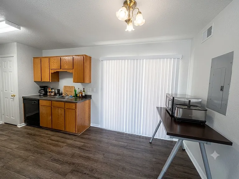1000 Harley Dr #2 — Photo 3