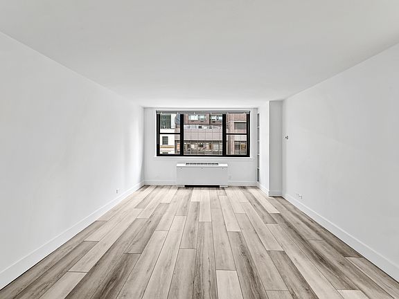 2nd image of 315 W 57th St APT 7G