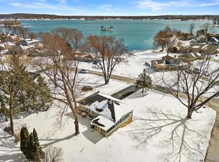 W191S7367 Shore Ln, Muskego, WI 53150