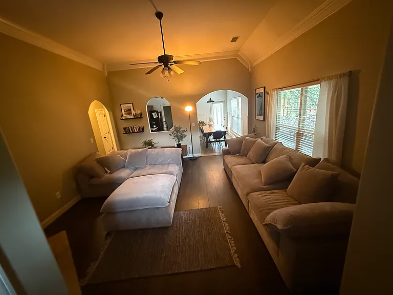 104 Sharpe St — Photo 4