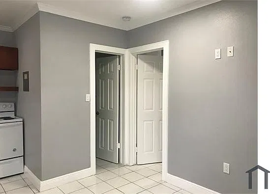 1 bed, 450 sqft, $1,978 — Photo 3