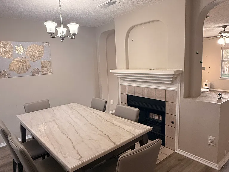 4329 Apple Dr — Photo 3