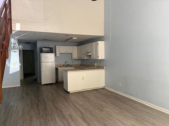 2nd image of 2100 Continental Ave APT 16