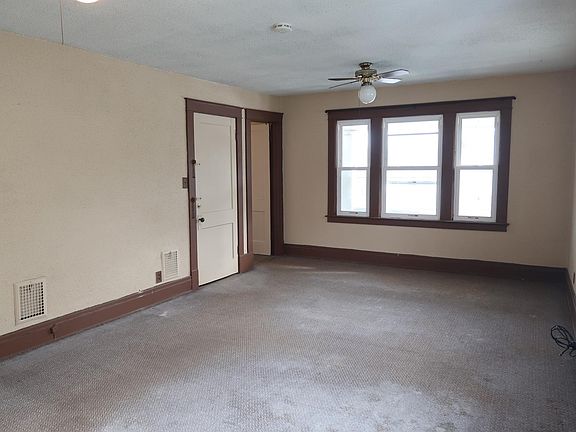 4th image of 556 16th St #2