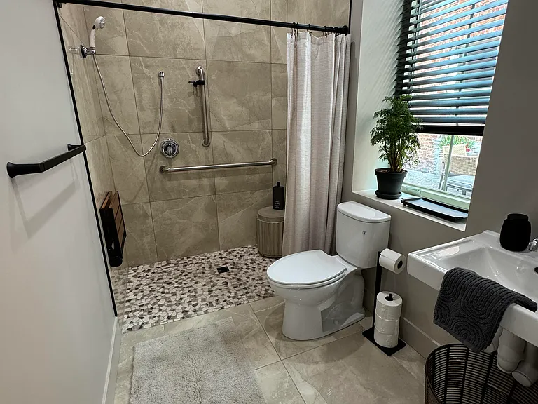 118 W 2nd St #13B — Photo 6