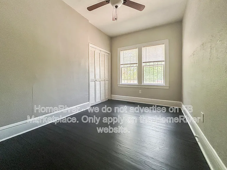 811 Broxton St — Photo 12