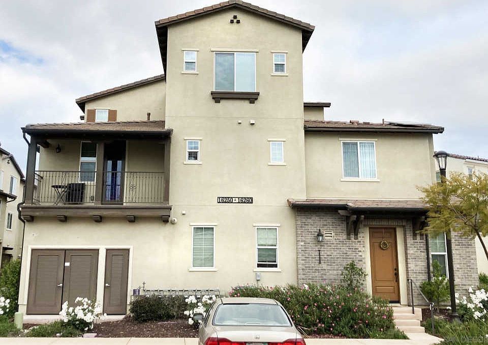1st image of 16250 Veridian Cir