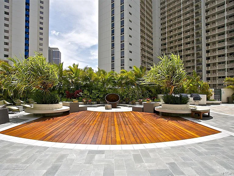 1837 Kalakaua Ave #1911 — Photo 21