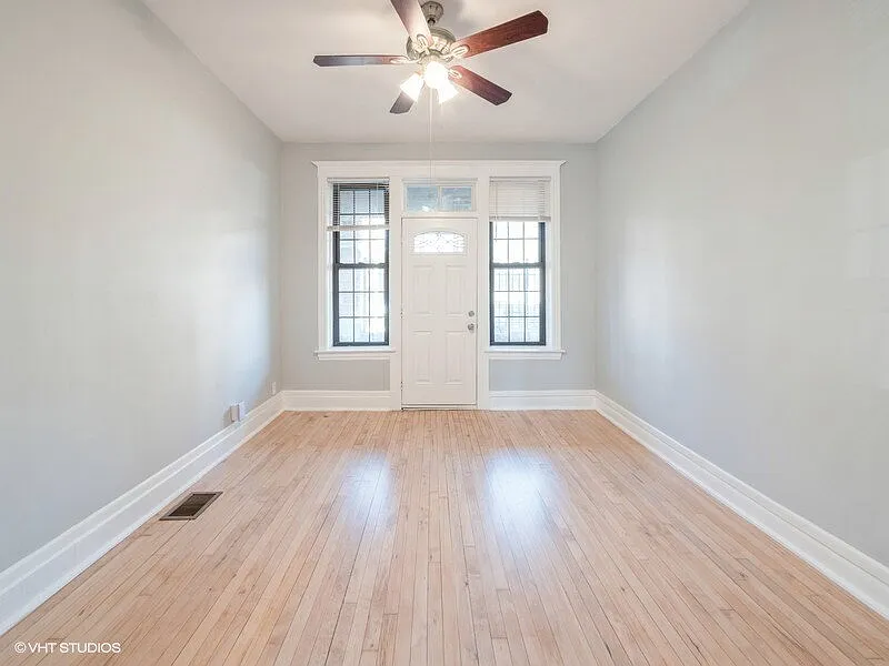 2 bed, 1.0 bath, 1000 sqft, $2,275 — Photo 4