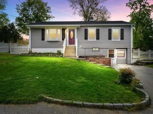 50 Fairfax Rd, Fishkill, NY 12524