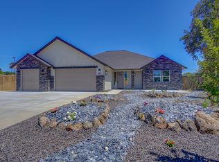 19490 Vista Del Monte Ct, Redding, CA 96003