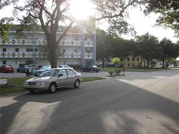 2nd image of 2255 Philippine Dr APT 41