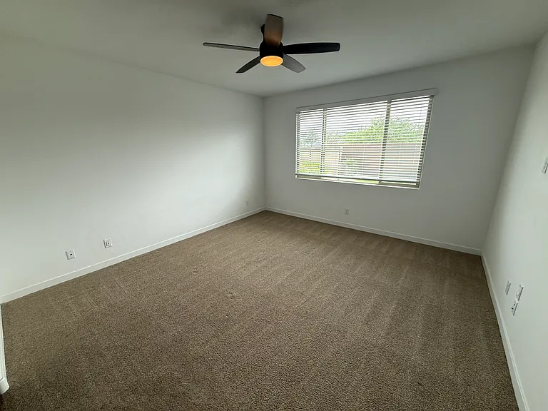 19145 W Coolidge St — Photo 12