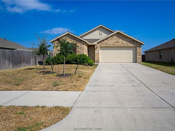 2nd image of 8006 Greens Ln