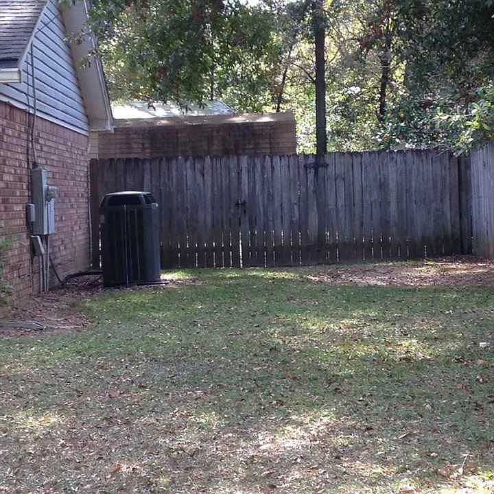 2nd image of 5749 Loring Dr