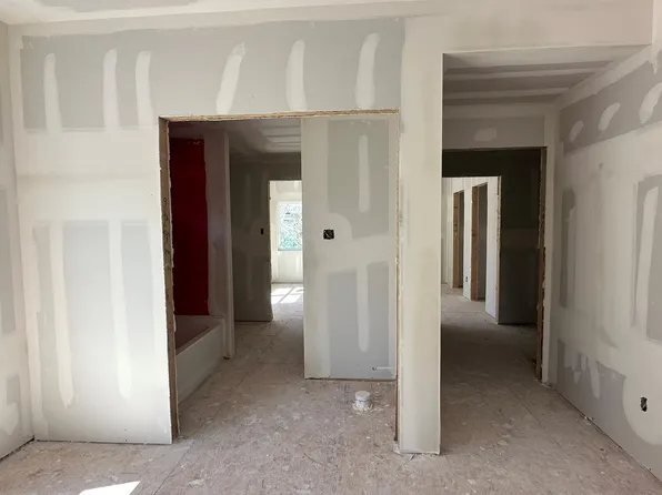 115 Capetown Cir, Montgomery, TX 77356