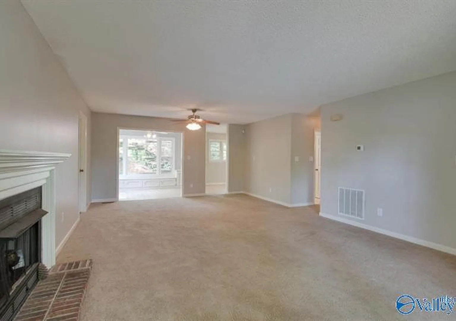 217 Pine Ridge — Photo 3