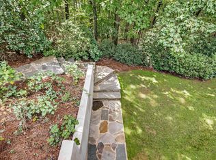 104 Whittshire Ct, Cary, NC 27513