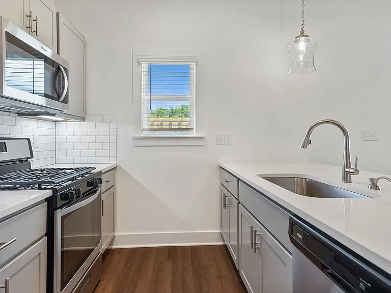 136 Huntley Knoll Dr — Photo 11
