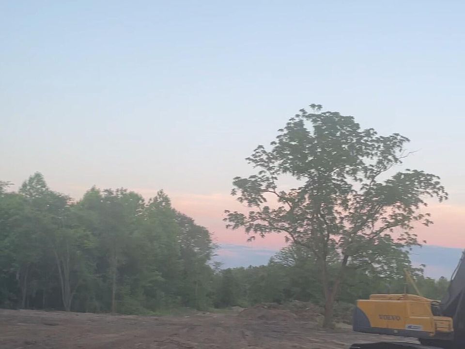 2nd image of 151 Linwood Ln Lot 151