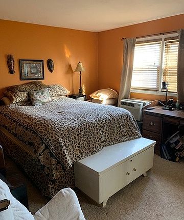 4th image of 2339 Ogden Ave APT 2