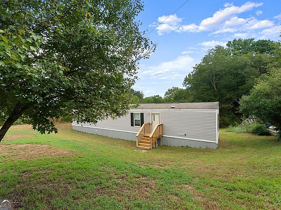 4th image of 735 Holiness Campground Rd