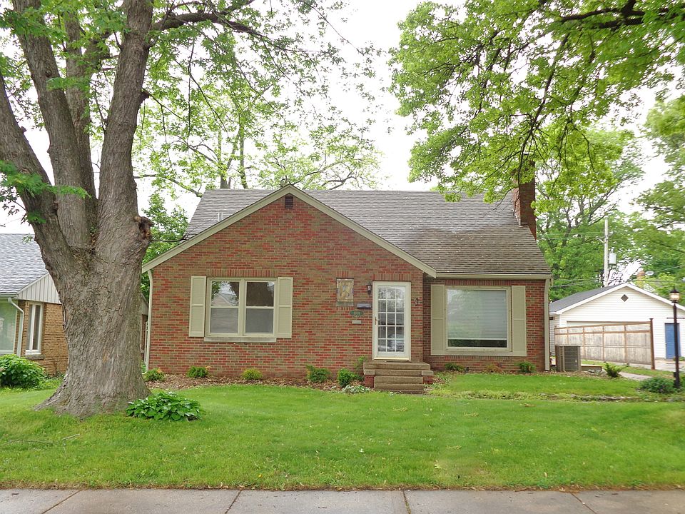 1st image of 1009 W Stratford Dr