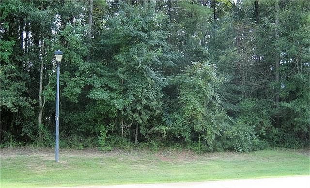 2nd image of 999 Gregory Ln