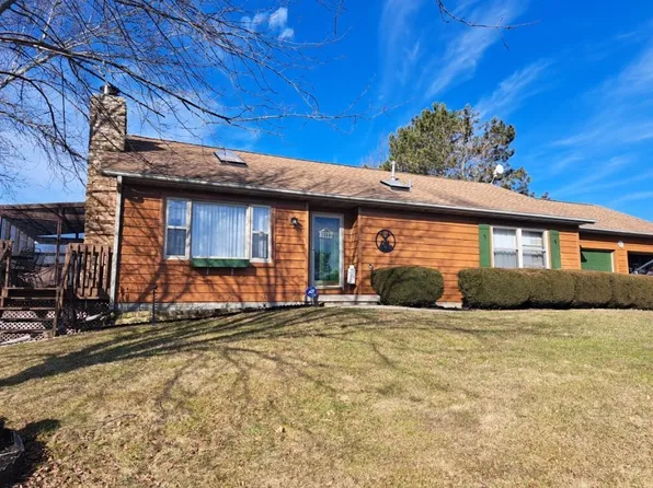 25-11 Homewood Dr, Lanark, IL 61046