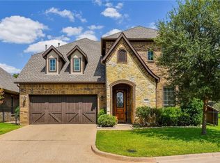 5921 Mira Lago Ln, Arlington, TX 76017
