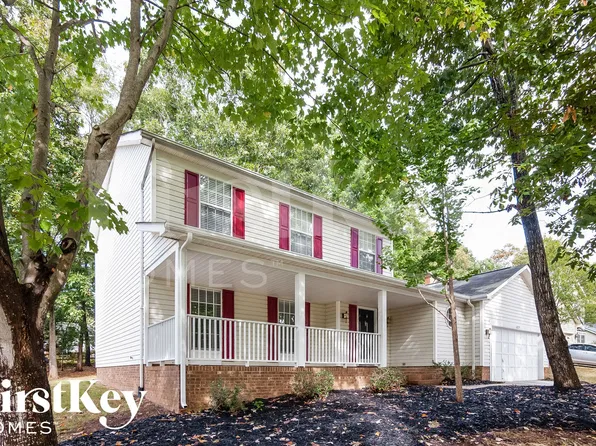 10326 Northwoods Forest Dr, Charlotte, NC 28214