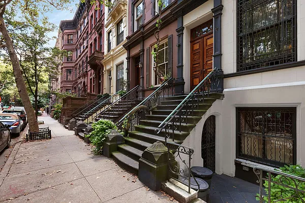 Rented by Cooper & Cooper Real Estate | media 39