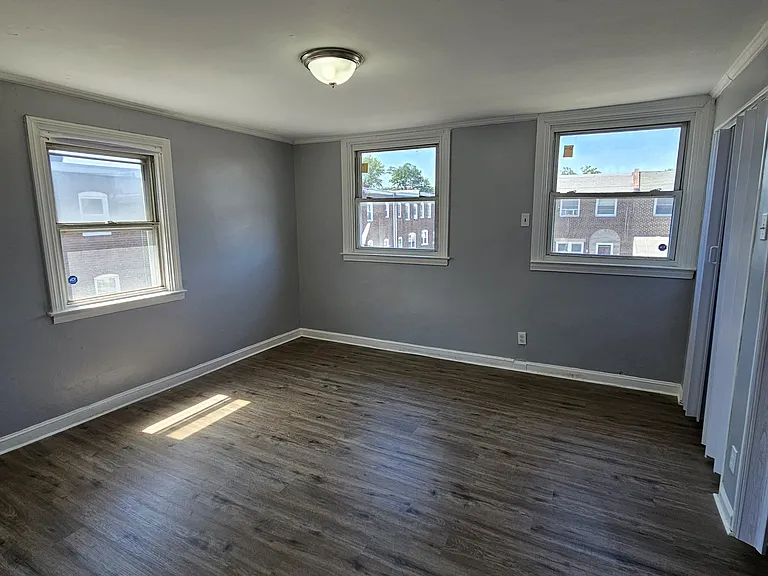 825 McDonald St — Photo 12