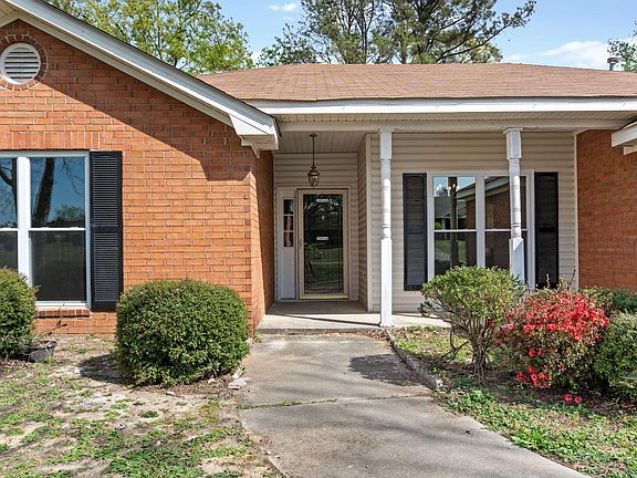 2nd image of 428 Madison St