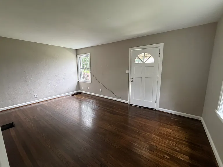 4201 Ellery Ave — Photo 2