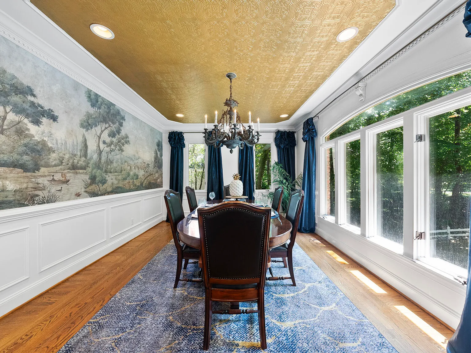 6 bed, 7.0 bath, 5752 sqft, $5,500 — Photo 3