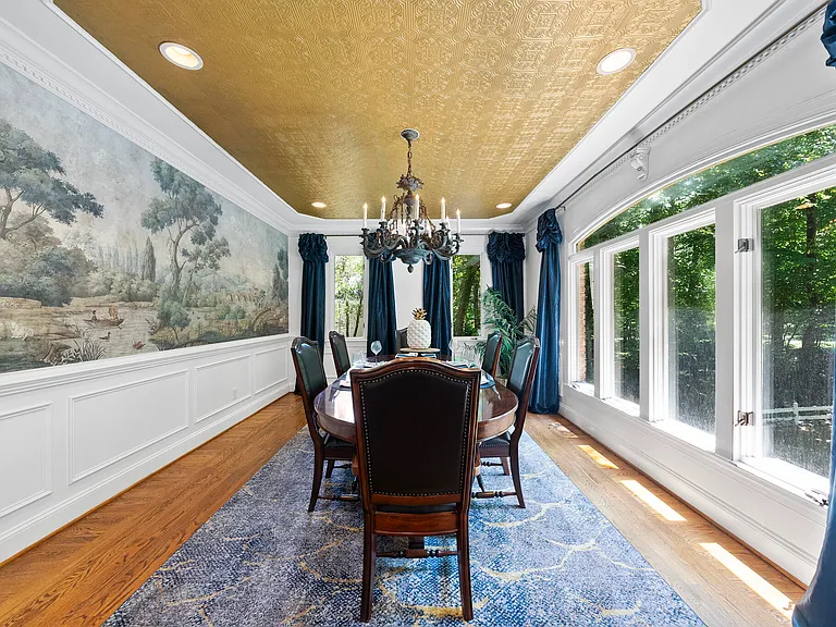 106 Birkhaven Dr — Photo 3