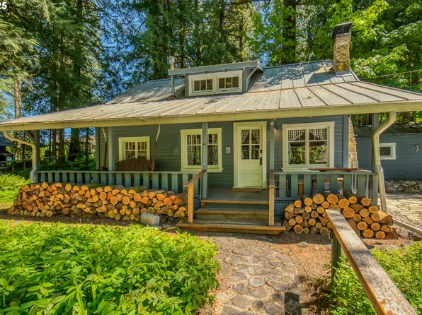 26630 E Roberts Rd, Welches, OR 97067