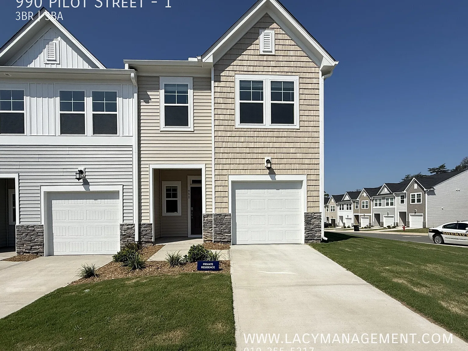 3 bed, 2.5 bath, 1592 sqft, $1,795 — Photo 1