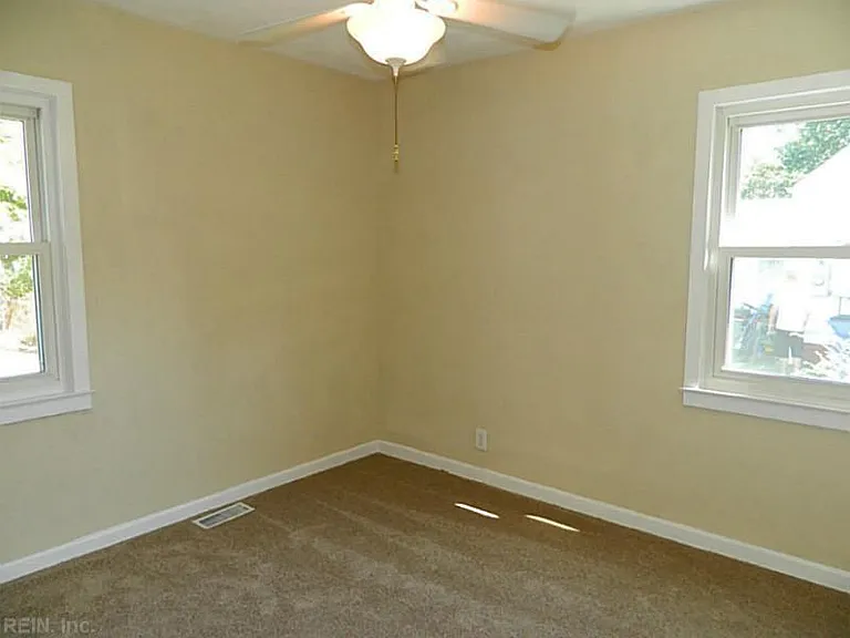 534 Meads Rd — Photo 9