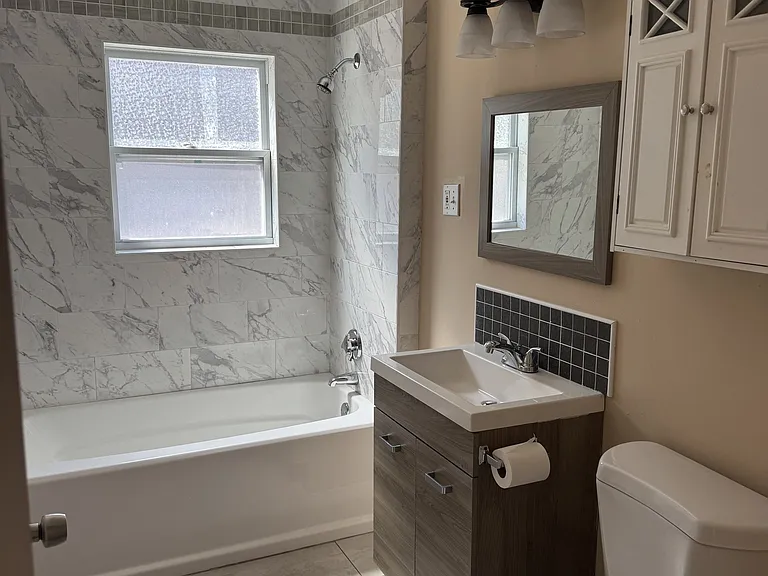 315 Foster St #2 — Photo 6