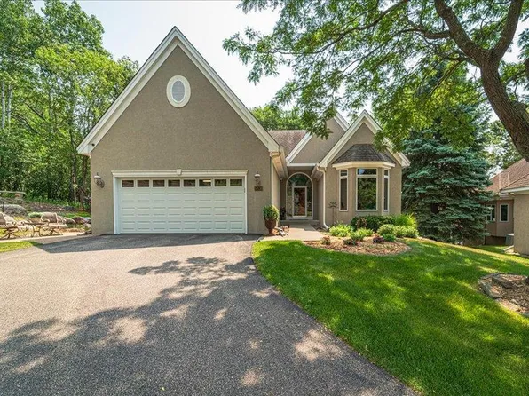 14536 Chateau Ln, Burnsville, MN 55306
