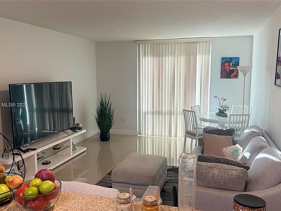5th image of 117 NW 42nd Ave APT 1106