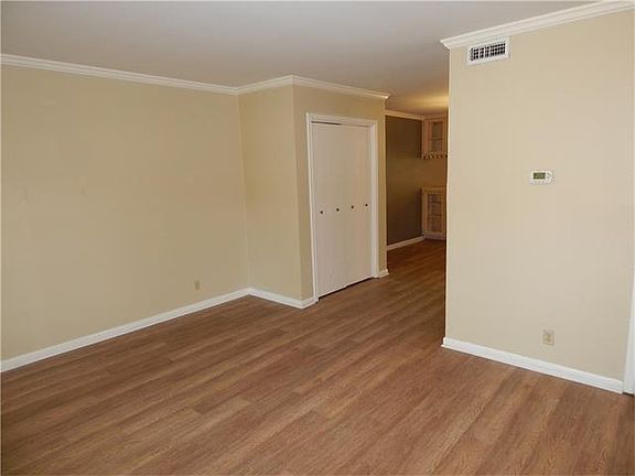 3rd image of 6107 Bullard Dr #2